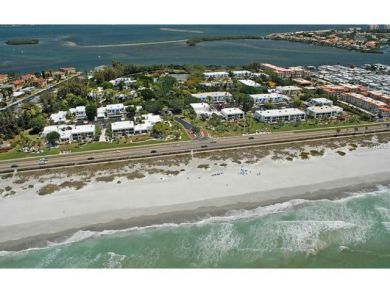 ACROSS ST FROM BEACH ANNA MARIA RENTAL